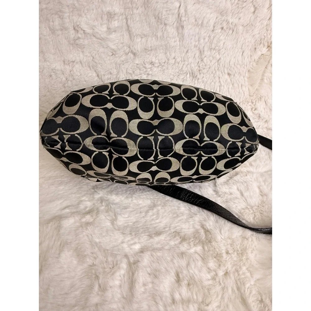 Coach Signature Jacquard Black Grey Hobo Adjustable Crossbody Bag F19232